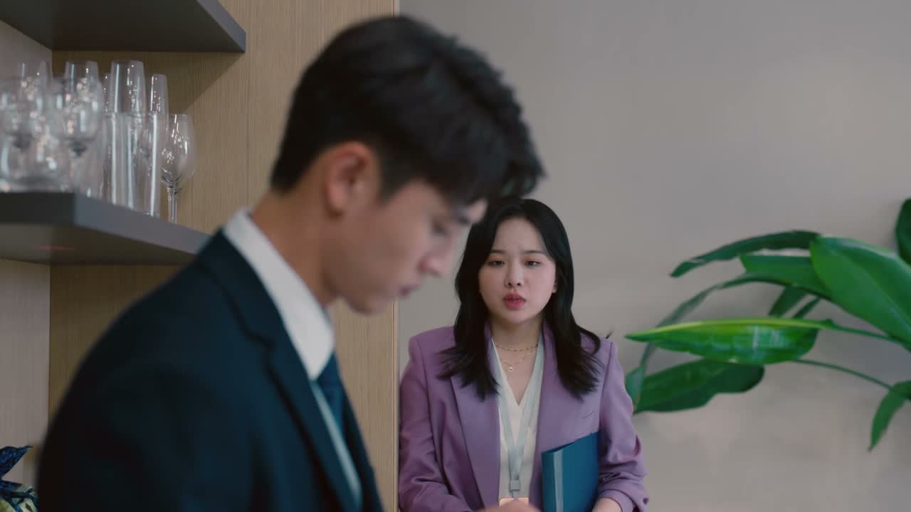 本来就是初步的接触
