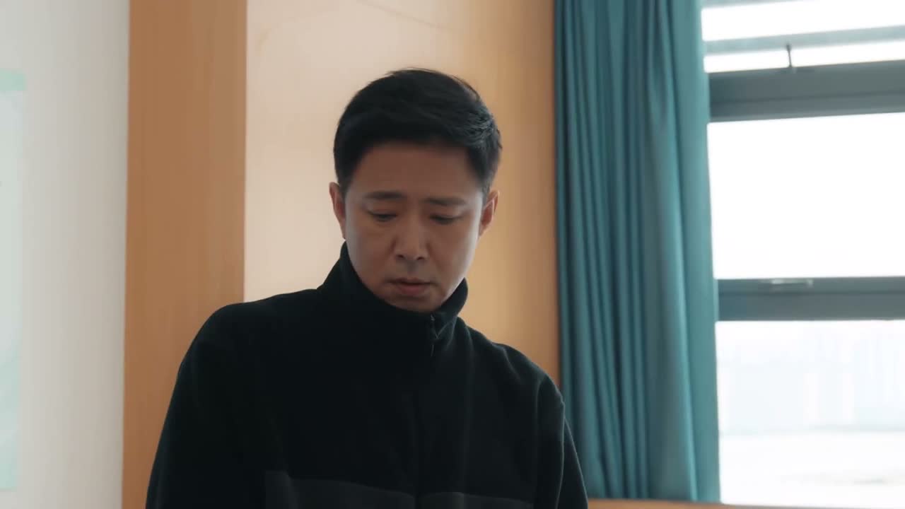 你趁热把饭先吃了