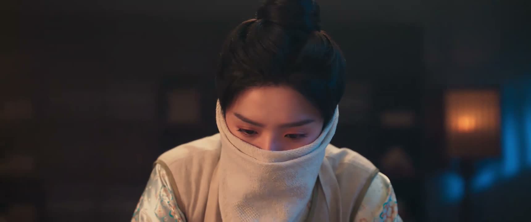 她最明显的磕碰痕迹