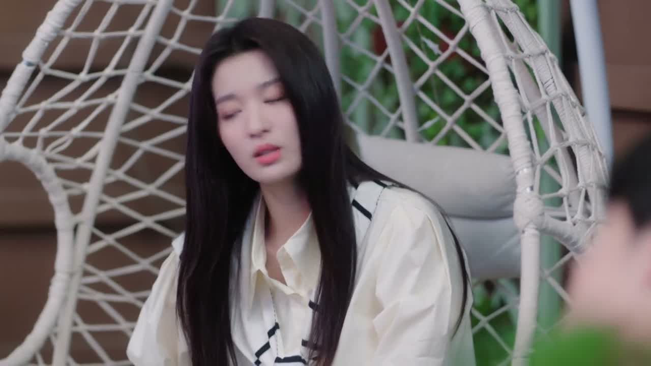 你偏要在外面干吗呀