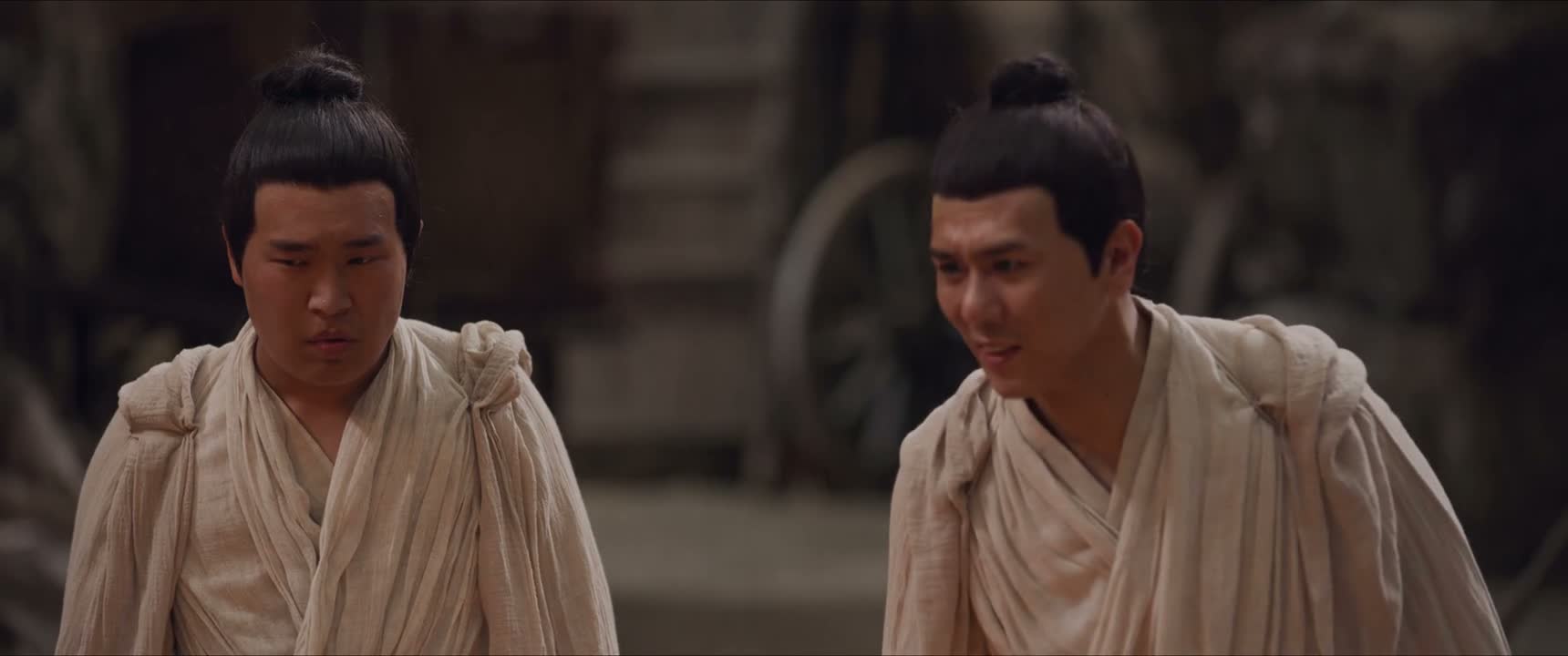 给我们俩都快累瘫了