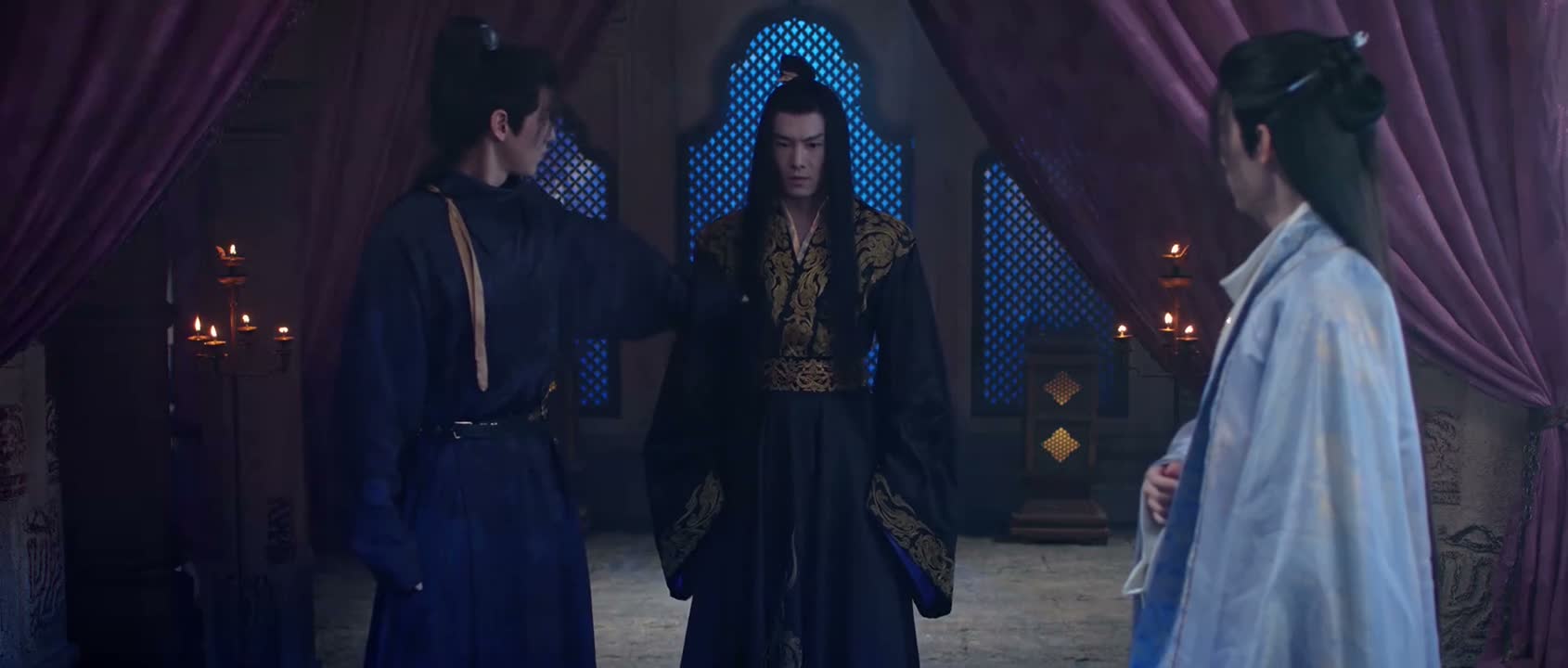 明明是你贪慕虚荣
