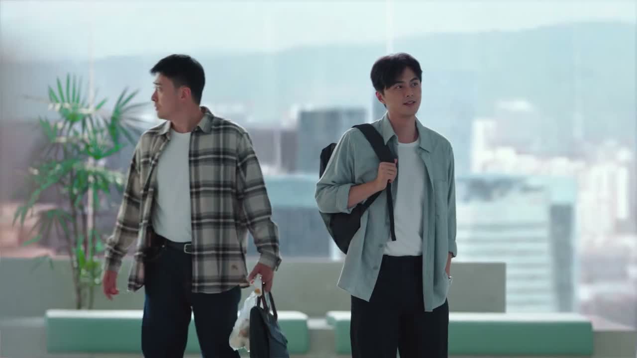 不是 这 这怎么连个人都没有啊