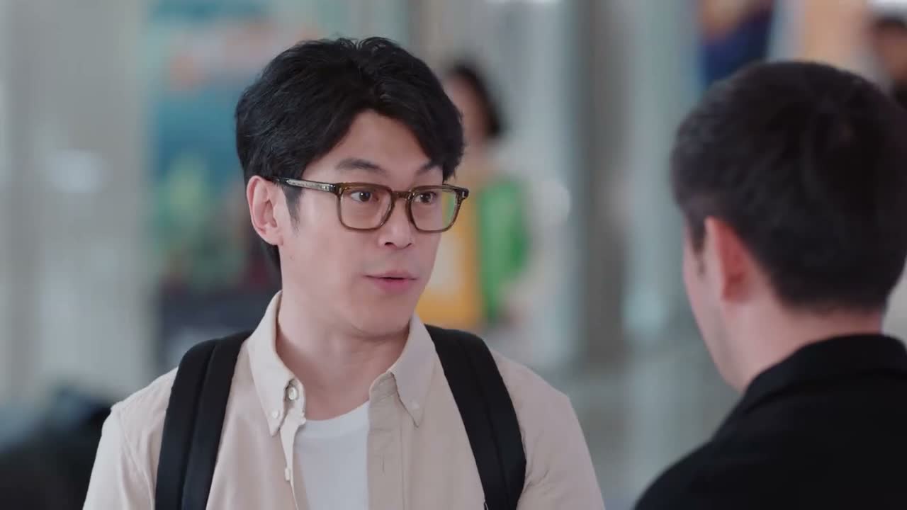 我必须得回来啊 那可不 我还特意请了一天假