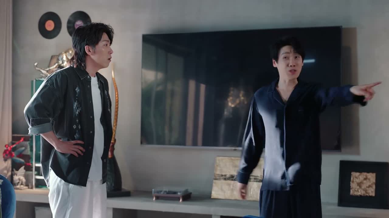 我统共我就这么大点地儿 我能藏哪啊