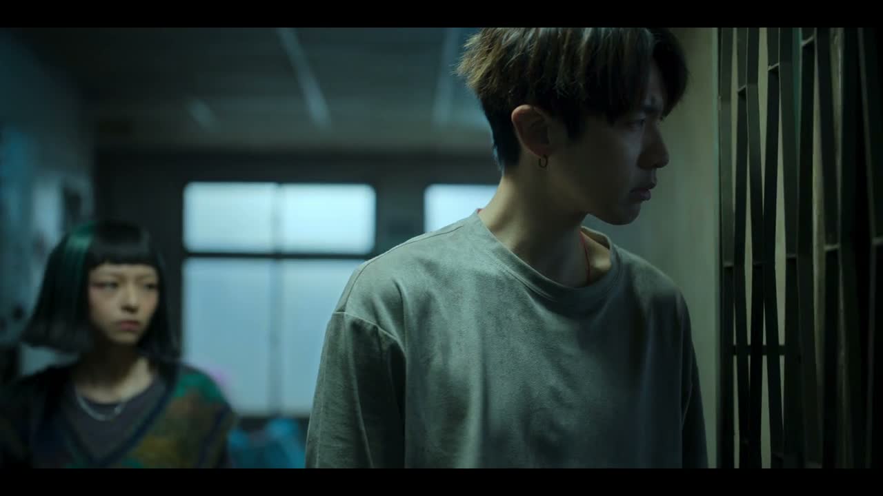 欸 但太旧的我不要 然后床垫太软的我也不要