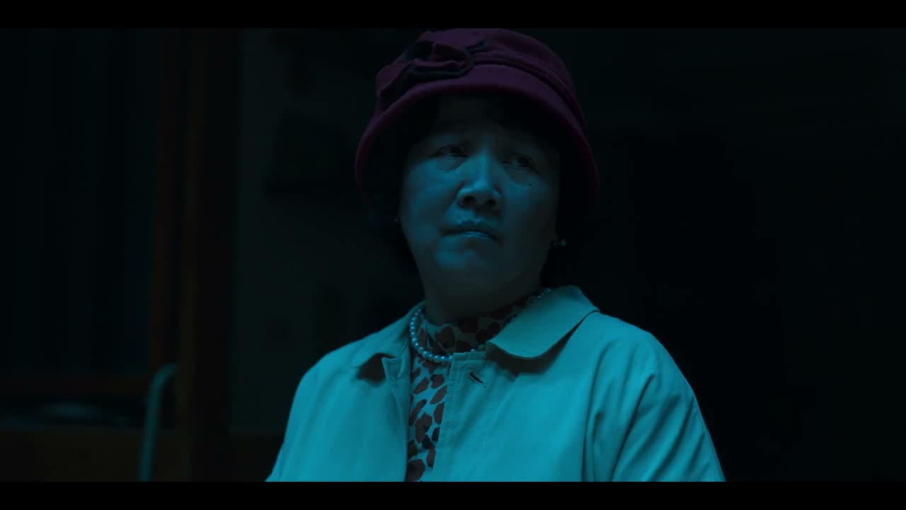 当然听我的 我是大姐