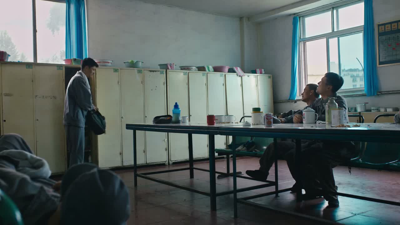 你怎么那么怕你媳妇啊