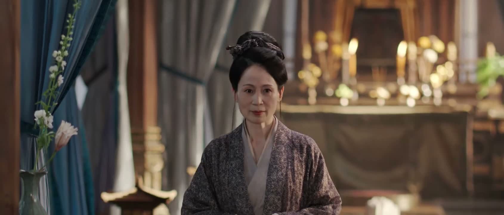 跟那个周玉麒一道长大