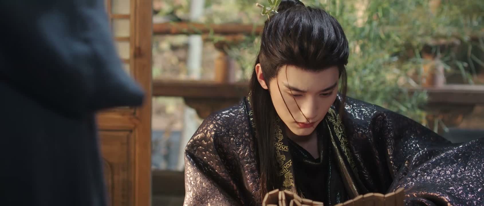 权势滔天的慕东烈慕教主
