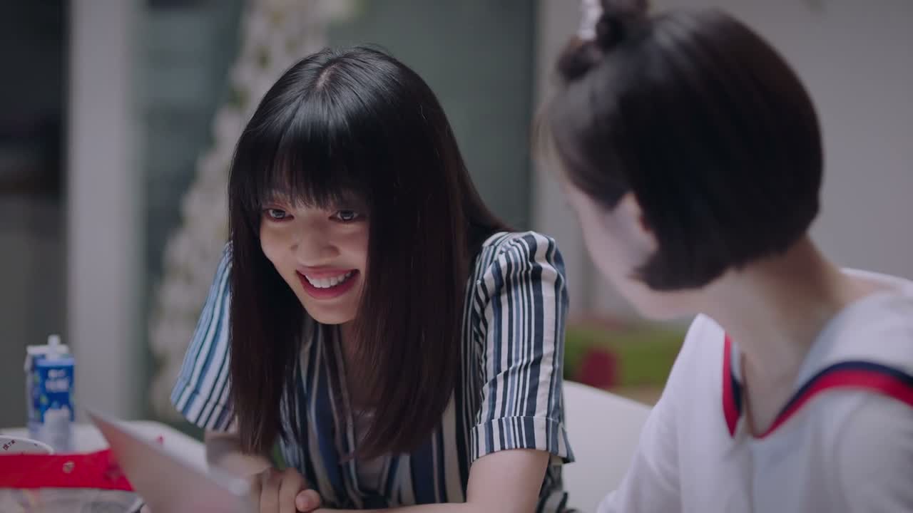 你说的那个人是凌霄吗