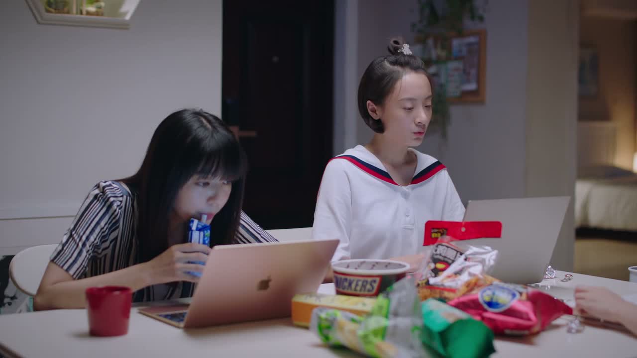我今天跟凌霄表白了