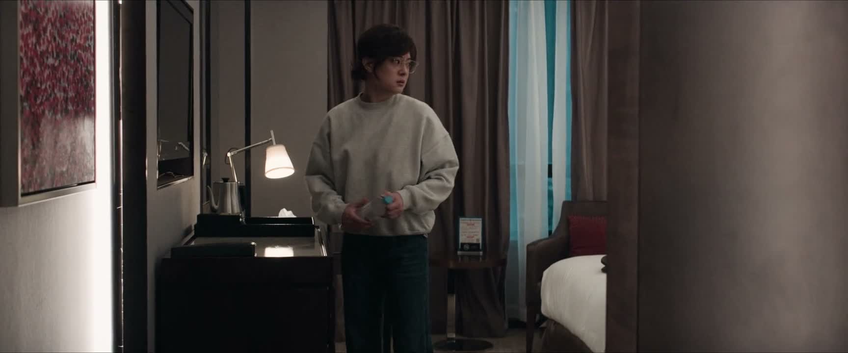 你怎么能一而再再而三地原谅他