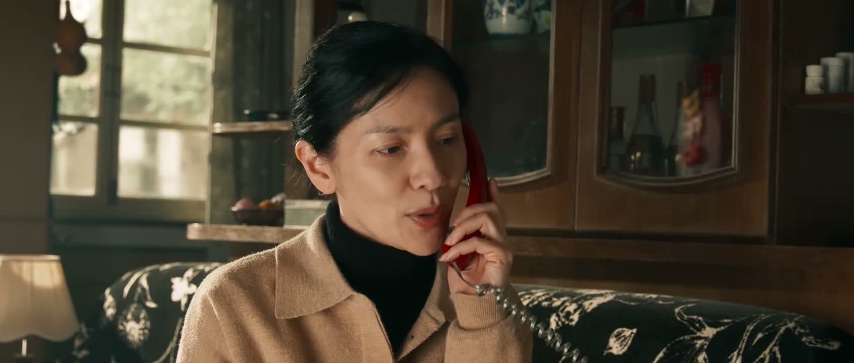 你跟小辉回来吃饭吧