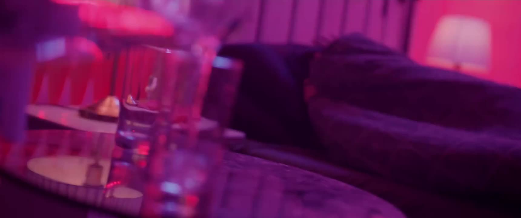 托了这个狐狸精的福