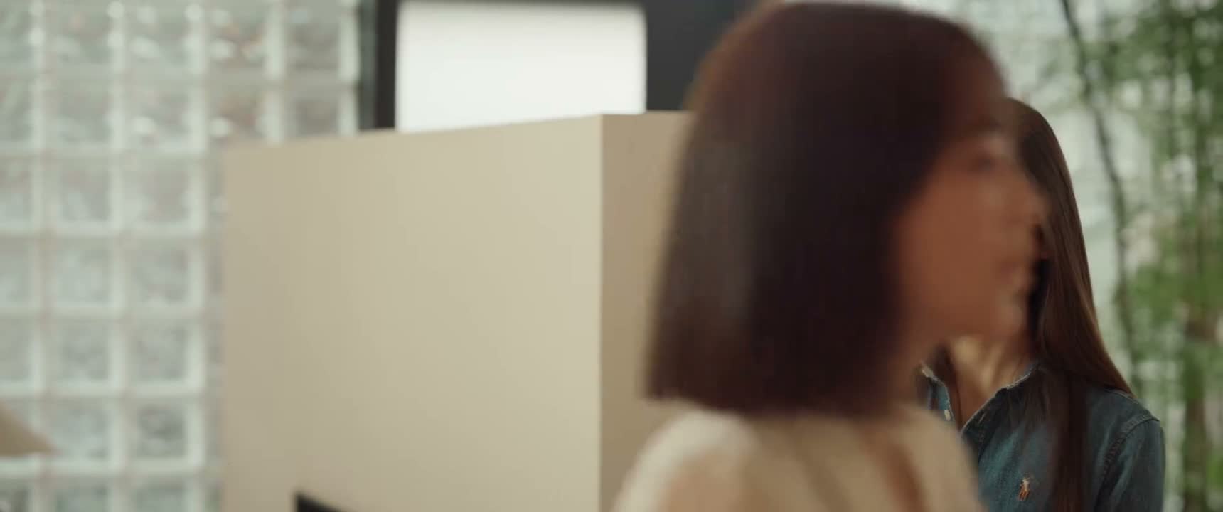 我们家呢主要是做奢侈品鉴定的