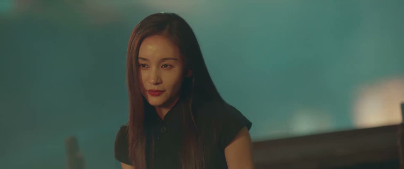 你费尽心机维护朋友的样子