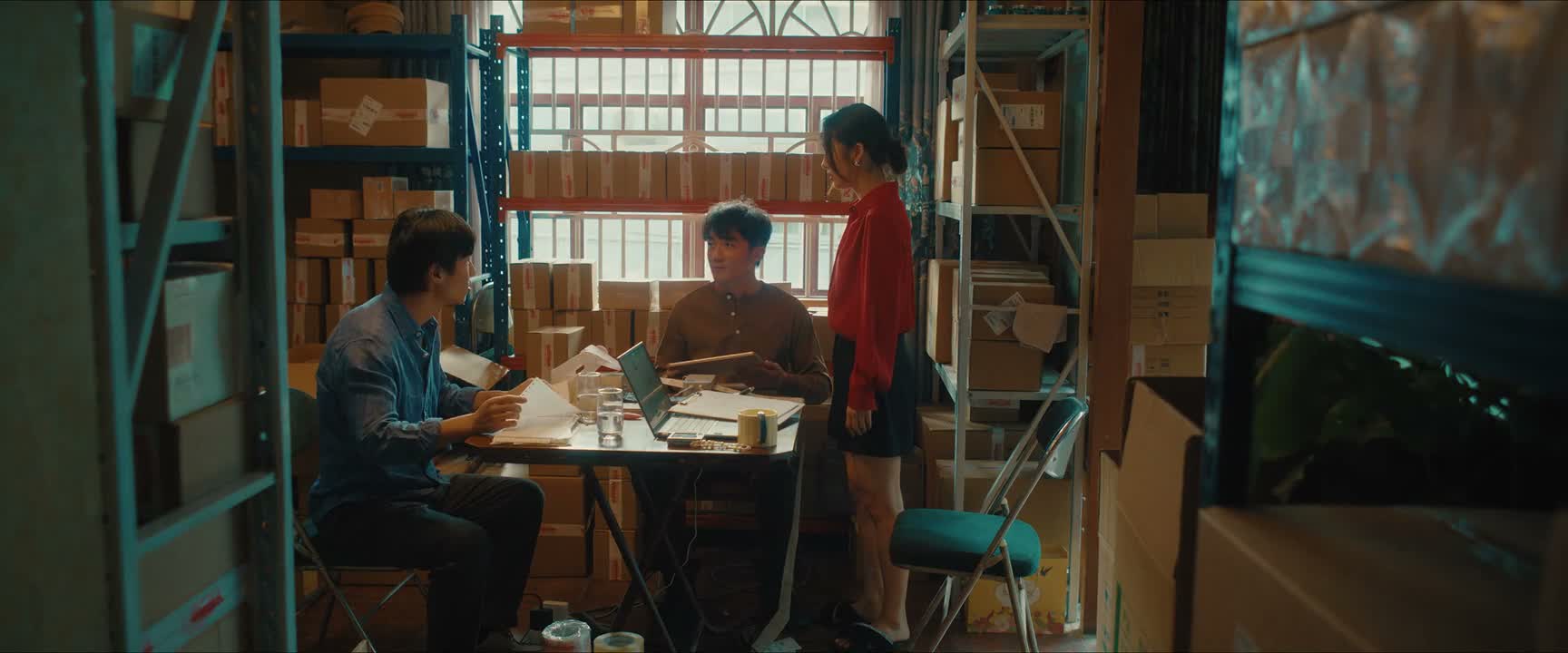 高兴 没看出来啊