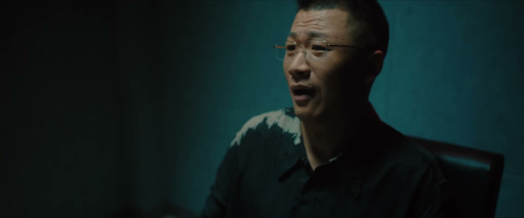 你们同事李晶晶认识吧