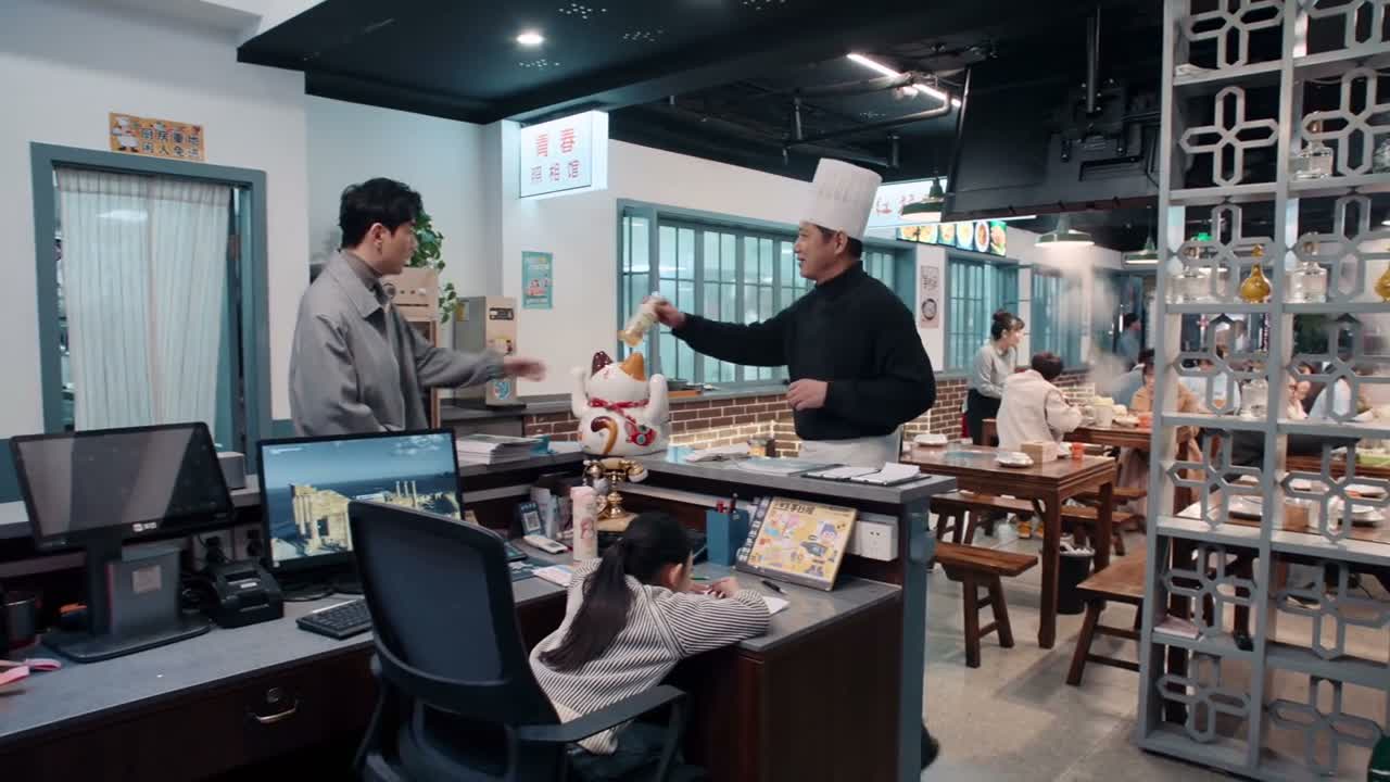 聊完案子 再让我上车