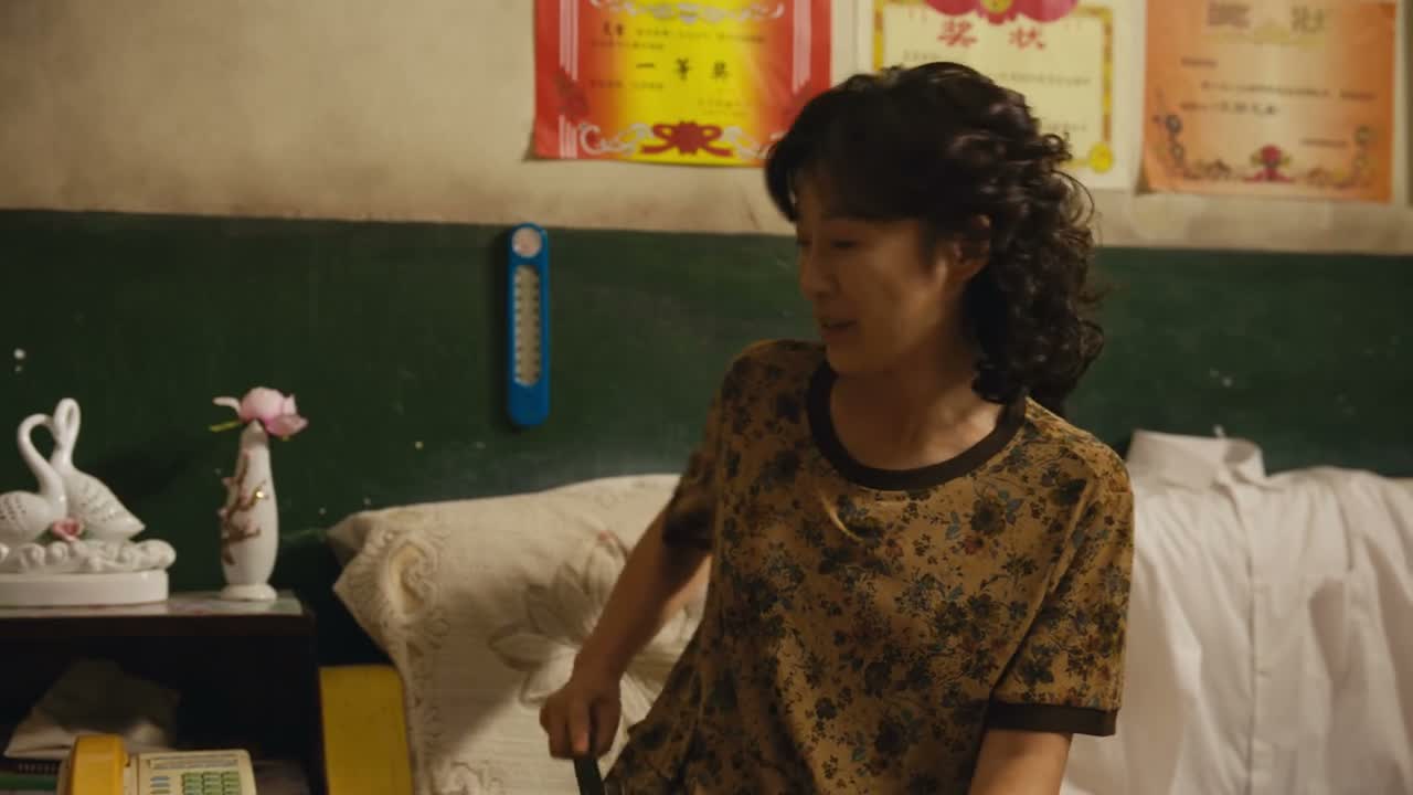 要不人说这人靠衣装