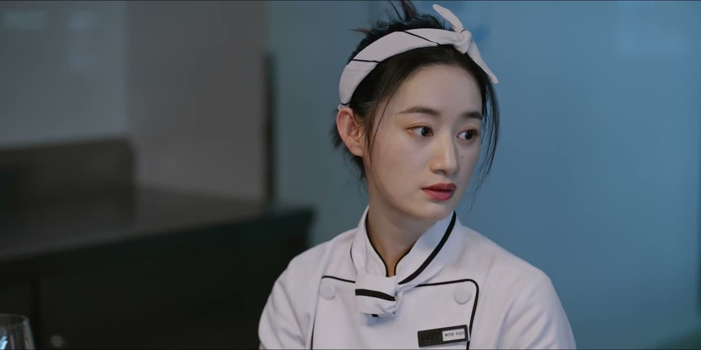 厨房里的一切尽收你的眼底