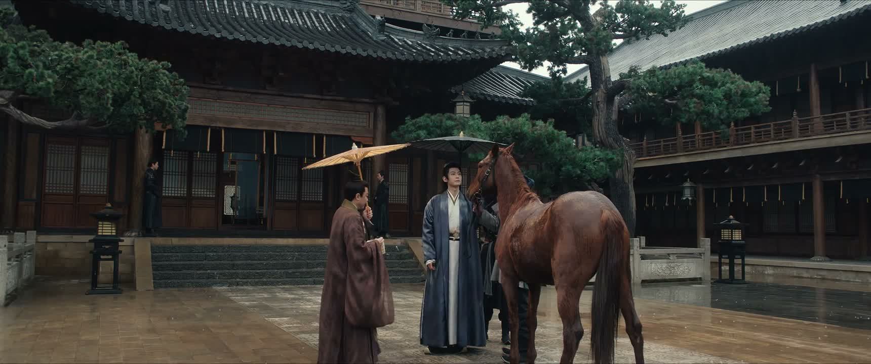 洛将军真是一个重情义的人哪