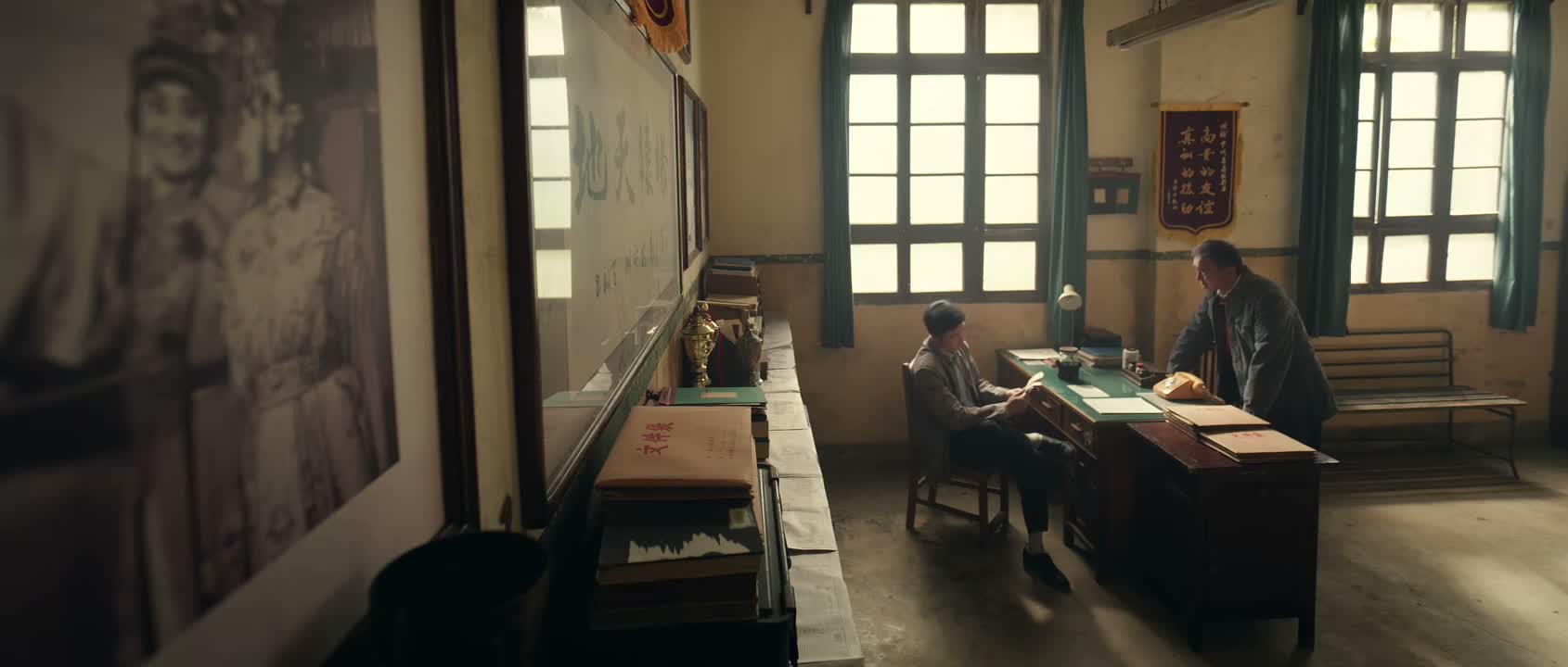 就因为他坐了几年牢