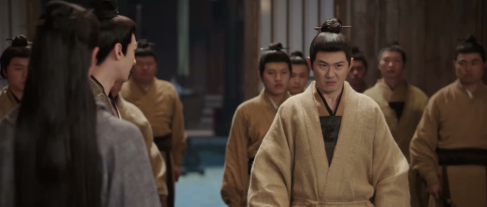 给大家看看你身上的剑伤