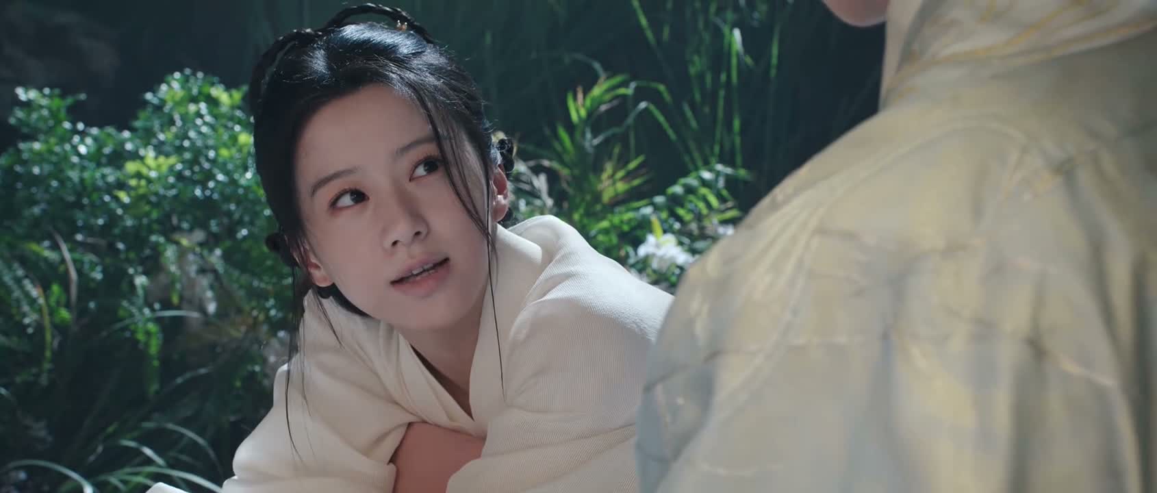 给我带一些纸墨笔砚吧