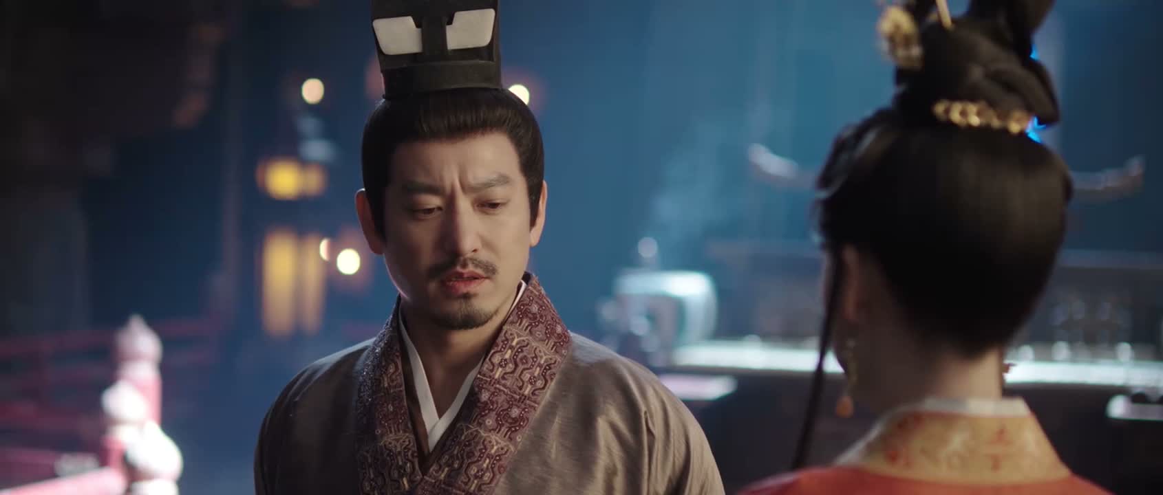 结果却拈酸吃醋