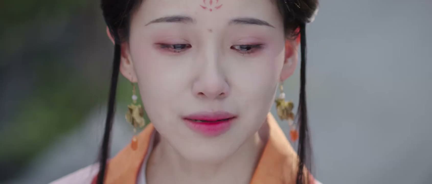 她怎么可以这样无拘无束