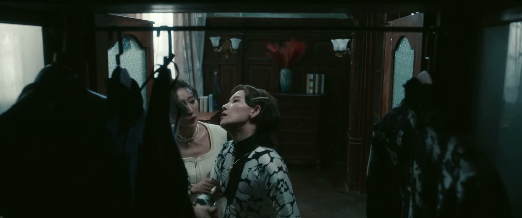 我和哥哥相依为命 我们父母死得早