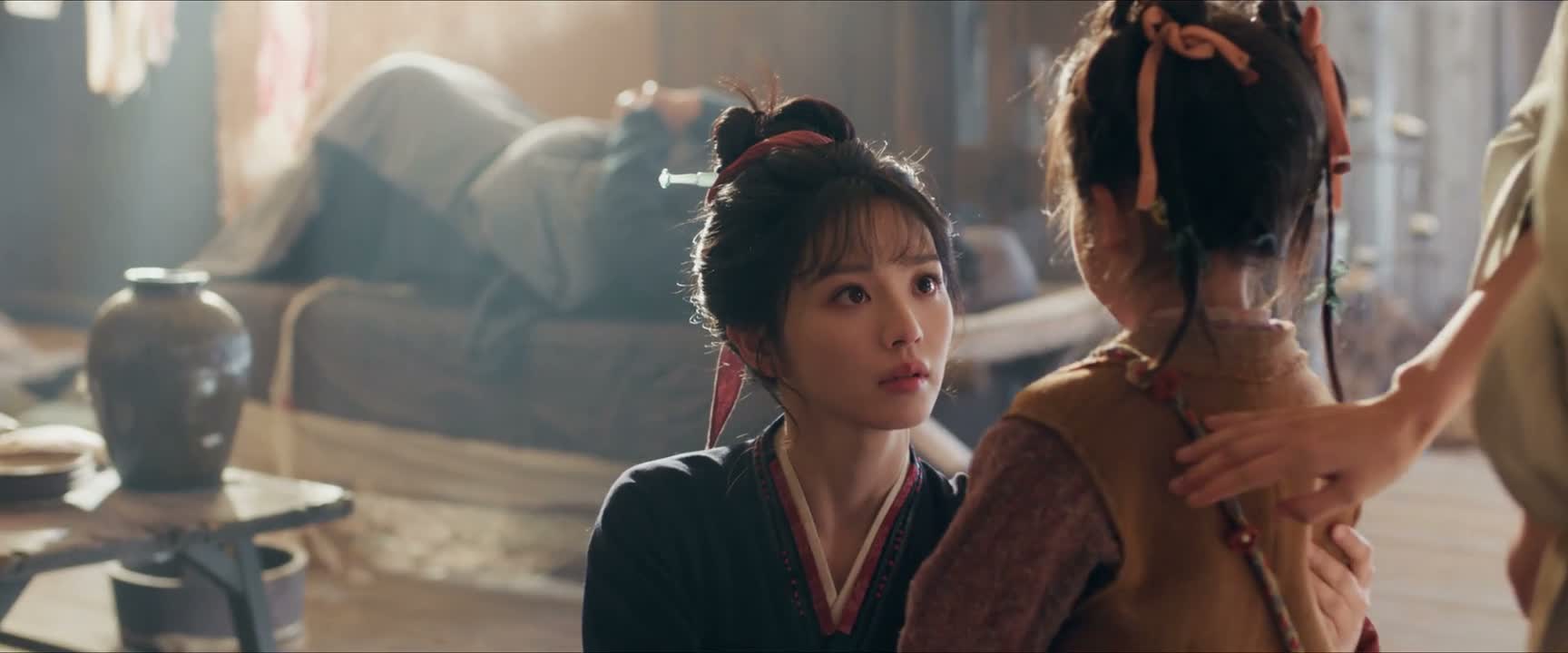 关到山洞里去了