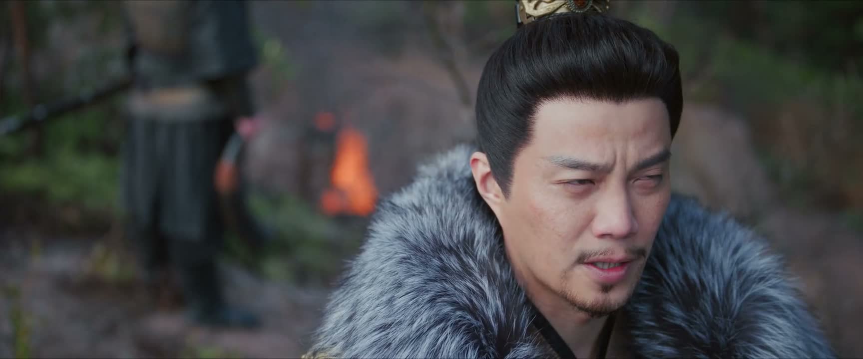 先从西边上去看看