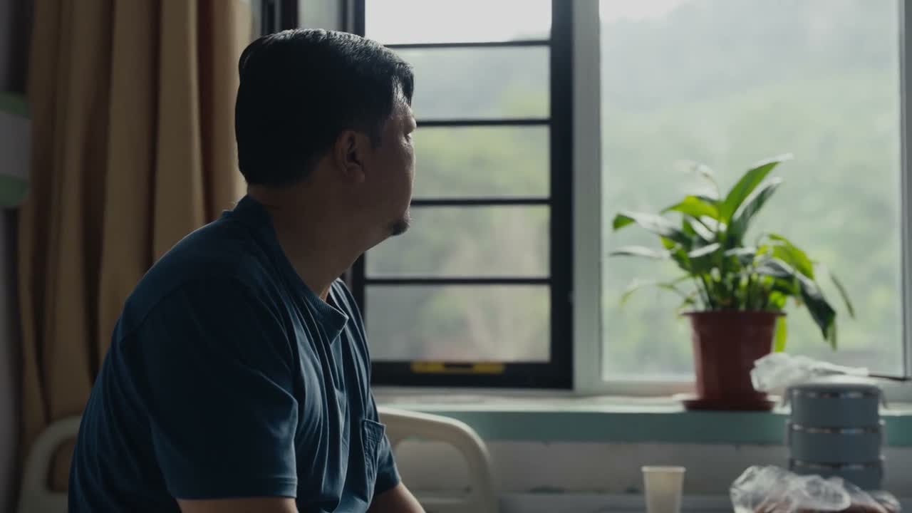 那我天天跟你家又吃又喝的