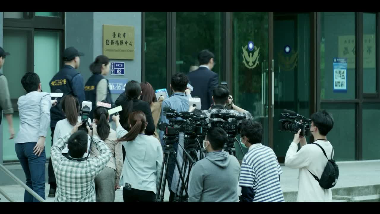 犯案动机再做更多的说明吗?