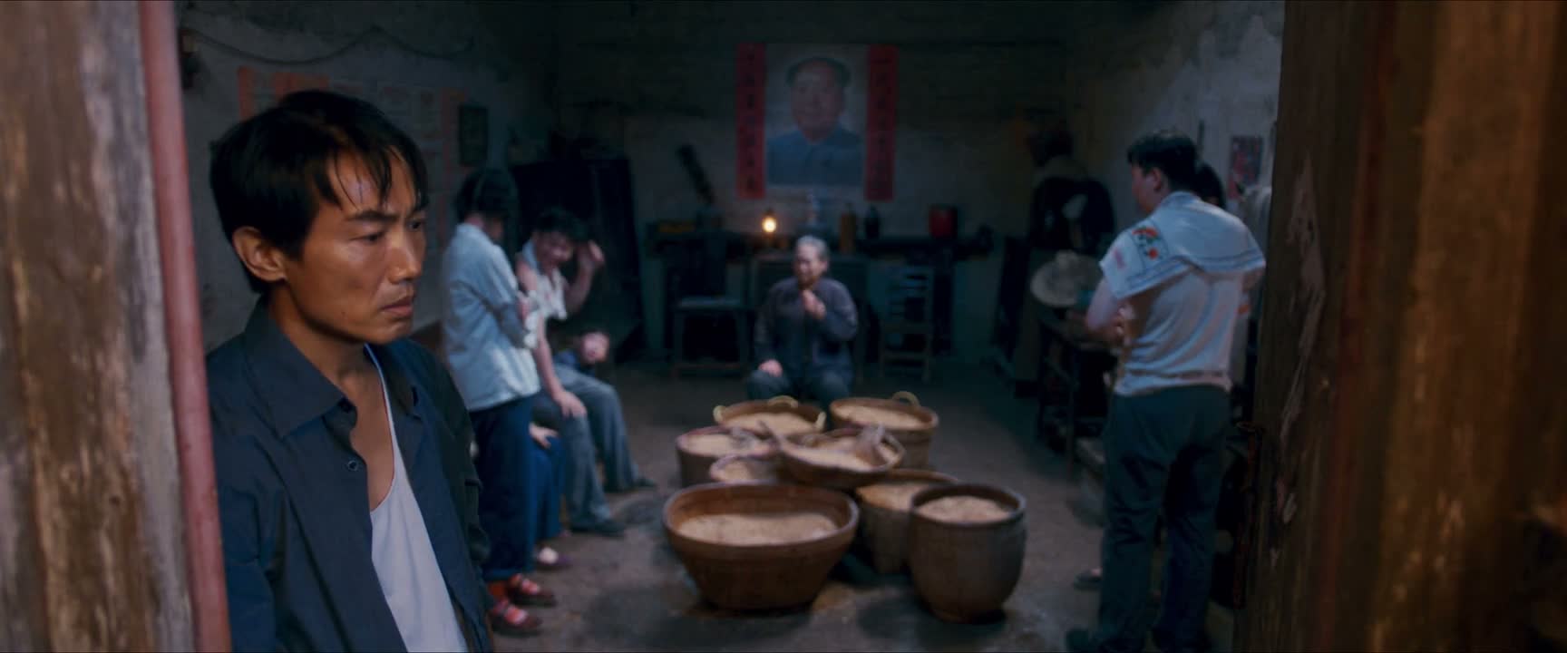 带俊山 俊宝进屋 傻笑什么你 进屋