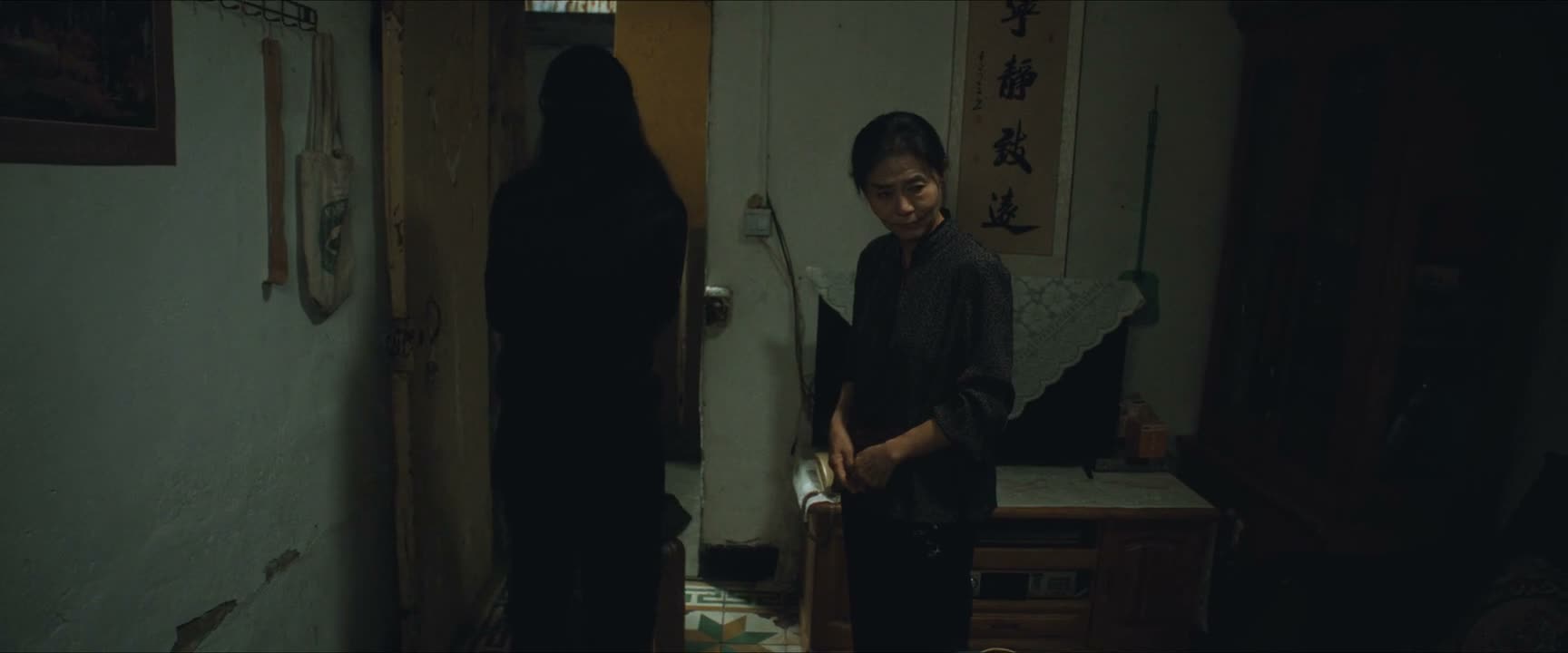 哪有你这样只管生不管养的妈呢