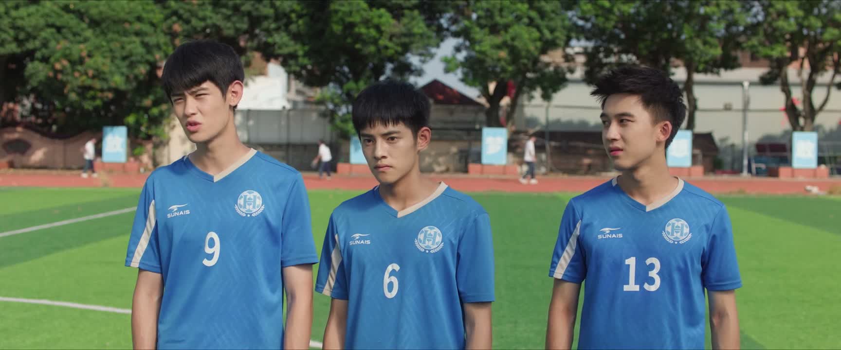 我就是要踢 下次踢飞他