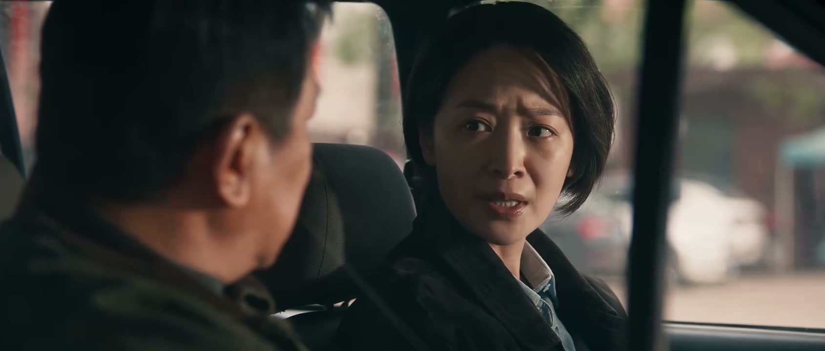 小辉那一下把他伤得不轻