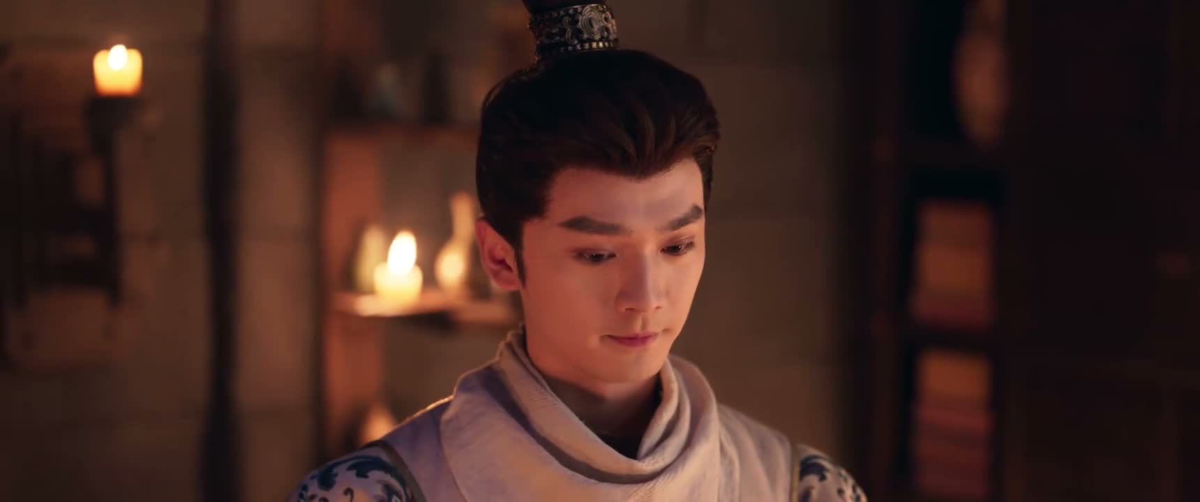 你都能代替我去辅助王爷查案了