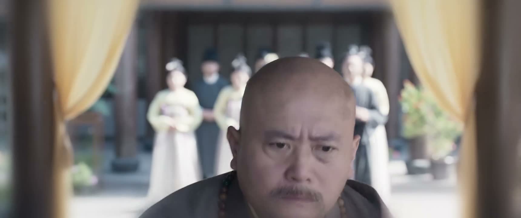 师父犹如遭到雷击般