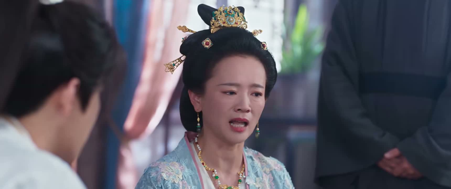 她和老爷可是亲兄妹啊