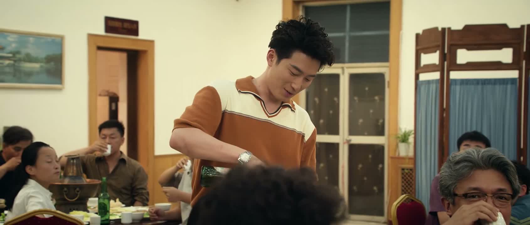 我想敬一下忆秦娥同志