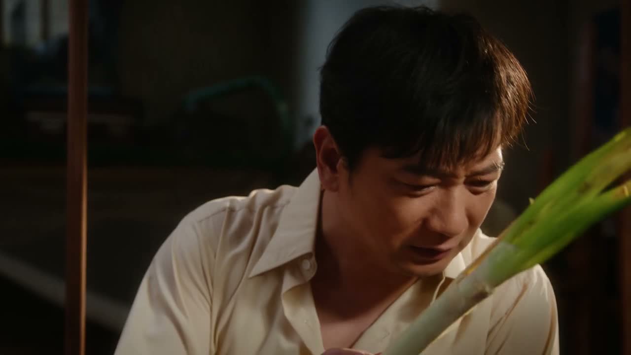 她到底需要个啥