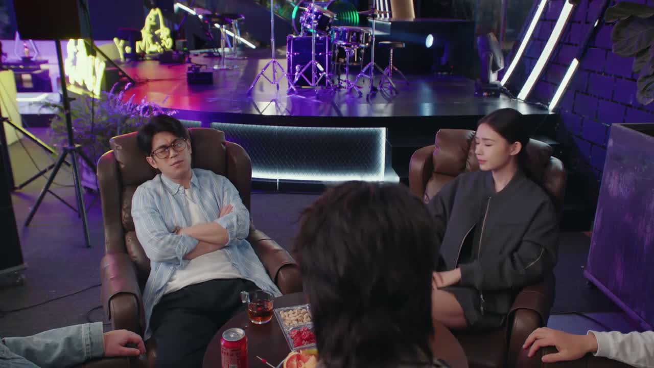 我们早就知道了 这个叫什么秘密啦 你别打岔
