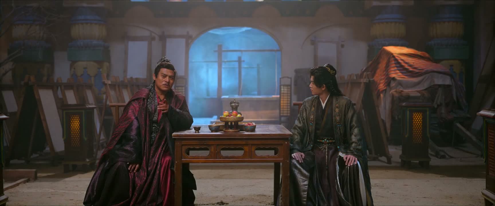 或许就像这出戏一般