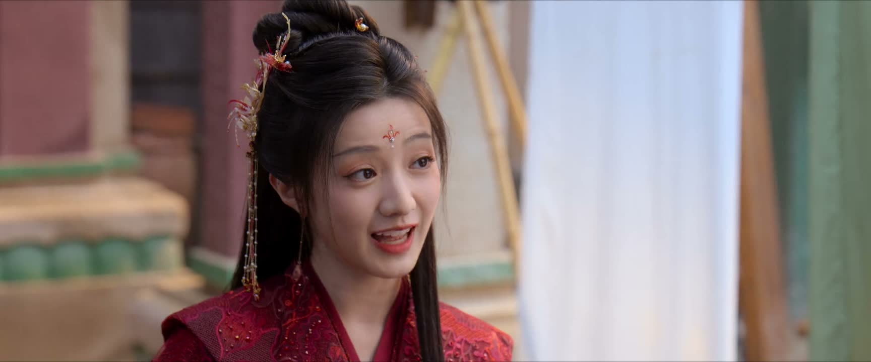 她还只是你的朋友