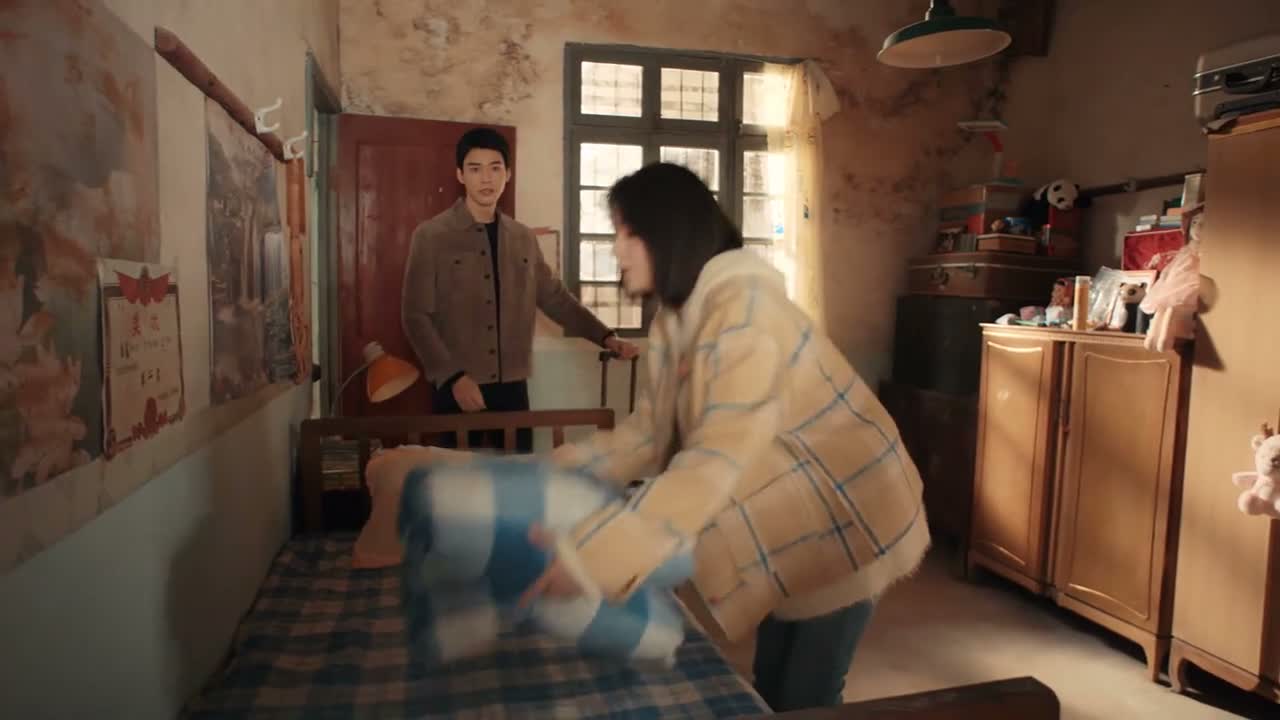 就委屈你睡这了